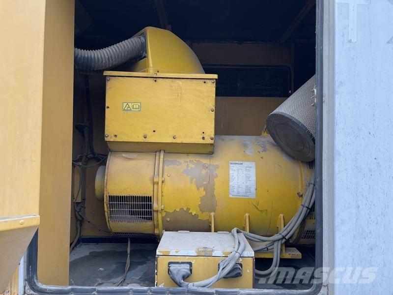 CAT C 18 - 700 ディーゼル発電機