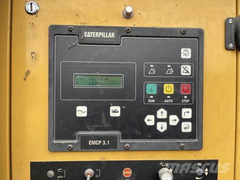 CAT C 18 - 700 ディーゼル発電機