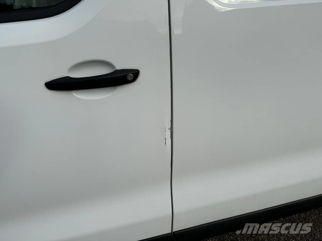 Citroën Jumpy パネルバン