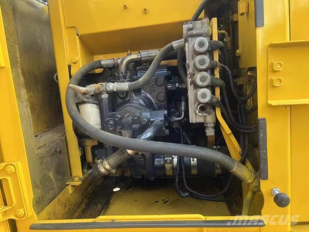 Komatsu PC120-6 中型油圧ショベル 7ｔ-12ｔ（ユンボ・パワーショベル・バックホー）