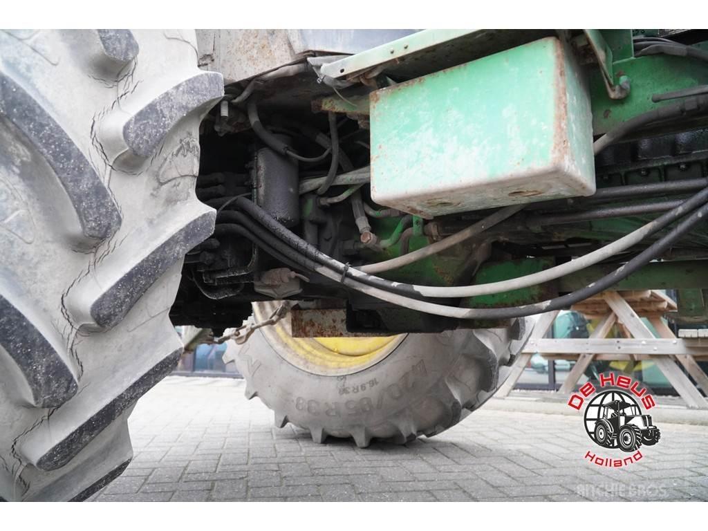 John Deere 2850 トラクター