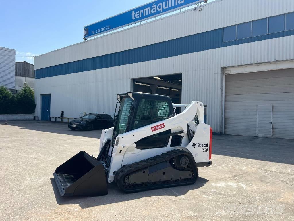 Bobcat T 590 HF スキッドステアローダー