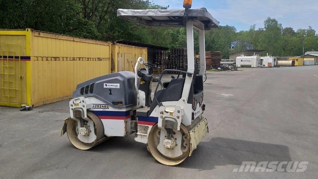 Hamm HD 12 VV タンデムローラ
