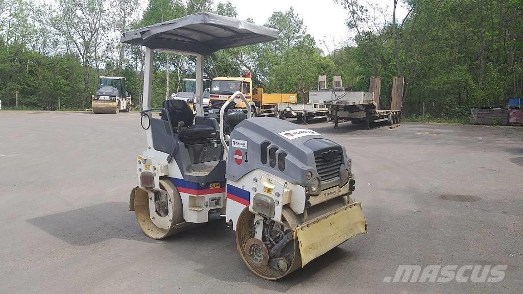Hamm HD 12 VV タンデムローラ