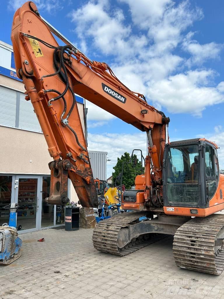 Doosan DX 180 LC-3 大型油圧ショベル12t以上（パワーショベル・ユンボ）