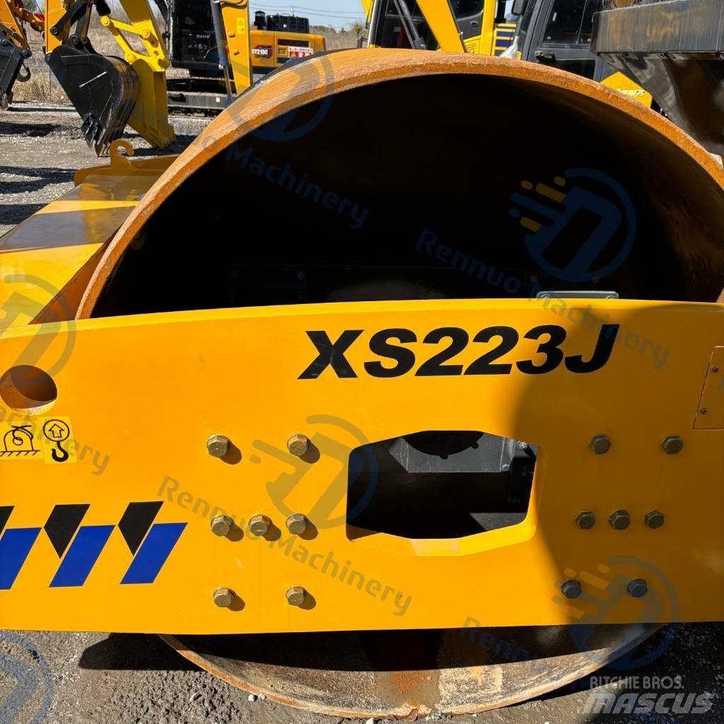 XCMG XS223J 振動ローラ