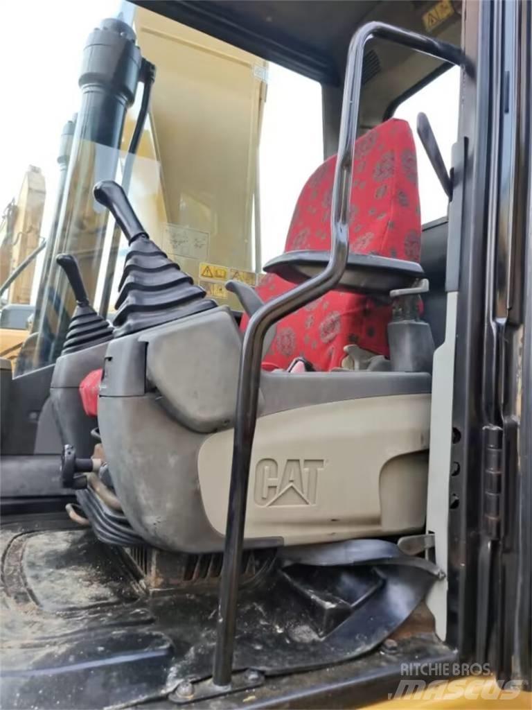 CAT 323 GC 大型油圧ショベル12t以上（パワーショベル・ユンボ）