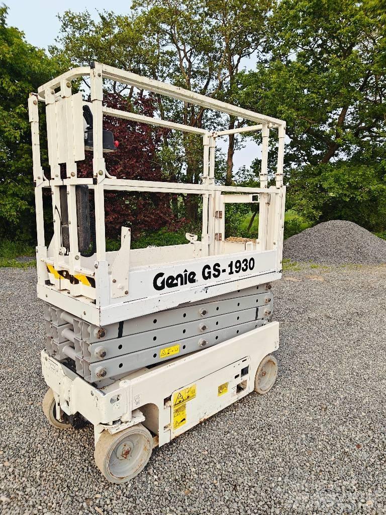 Genie GS 1930 シザースリフト