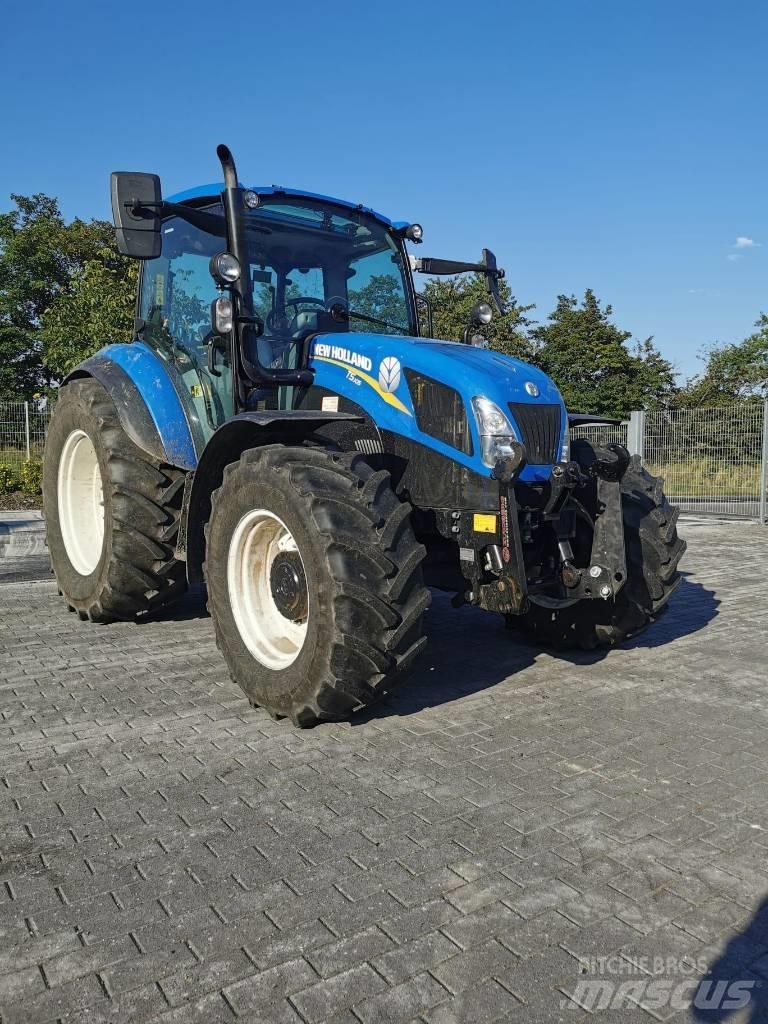 New Holland T5.105 トラクター