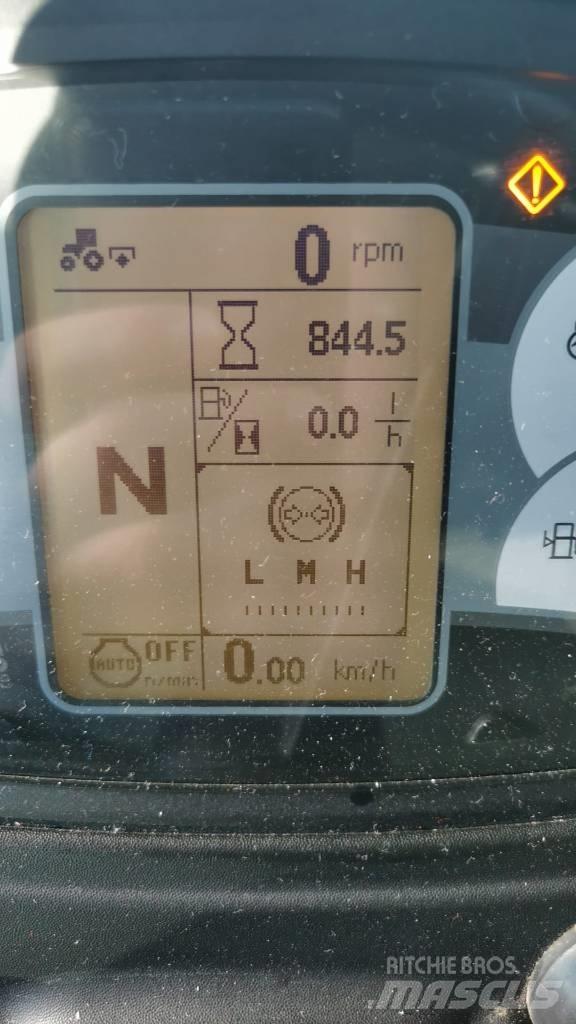 New Holland T5.105 トラクター