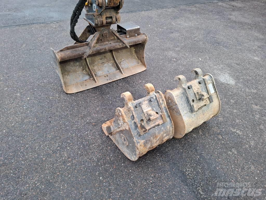 Bobcat E 27 Z 大型油圧ショベル12t以上（パワーショベル・ユンボ）