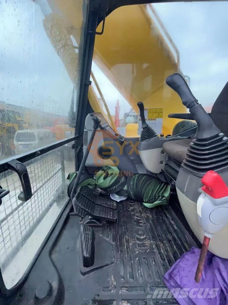 Komatsu PC 220-8 大型油圧ショベル12t以上（パワーショベル・ユンボ）