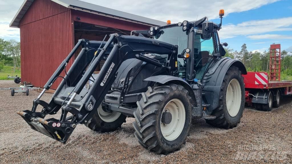 Valtra N 154 E CVT トラクター
