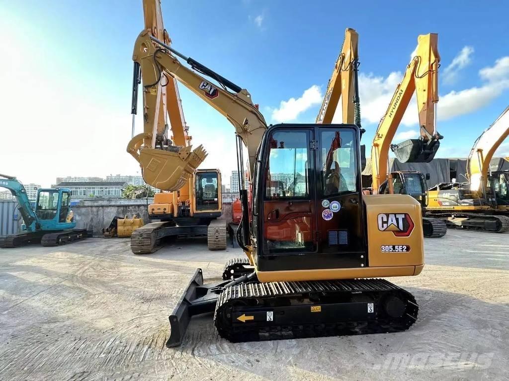 CAT 305.5E2 ミニ油圧ショベル 7t以下（ミニユンボ・ミニディガー）