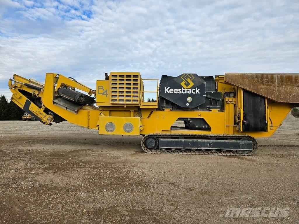 Keestrack B 4 自走式クラッシャー