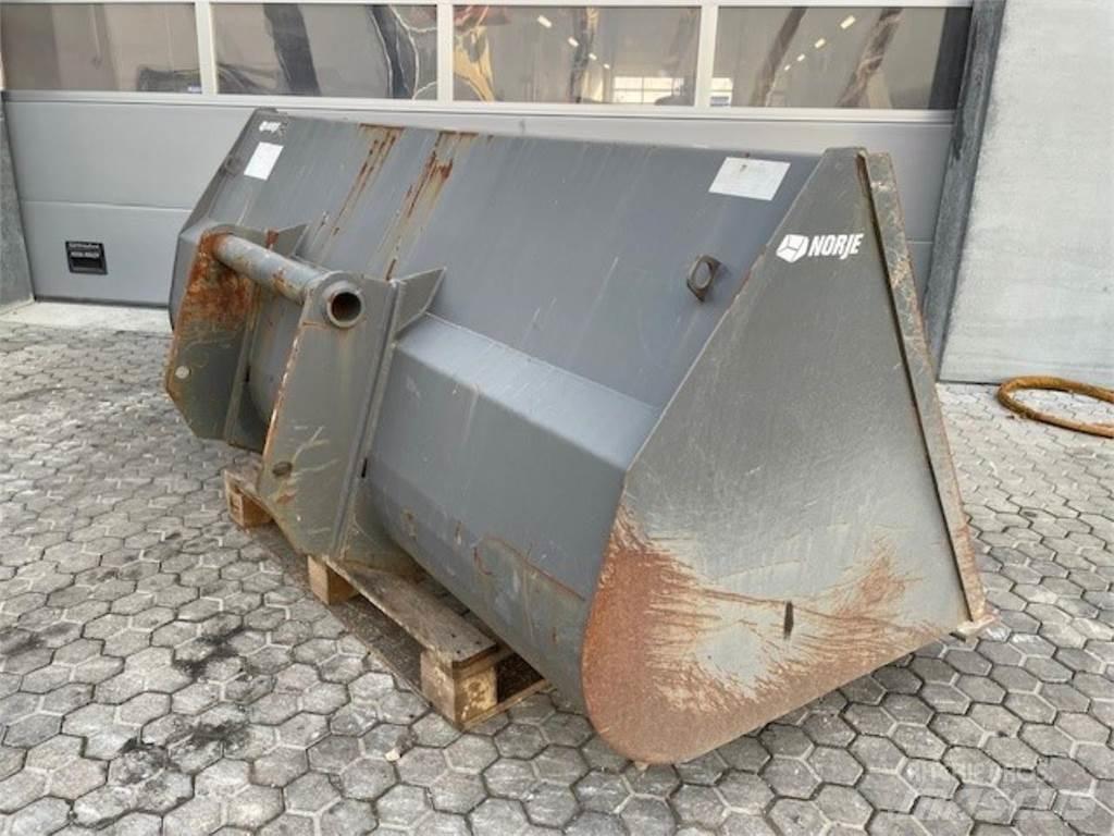  Øvrige Jordskovl バケット