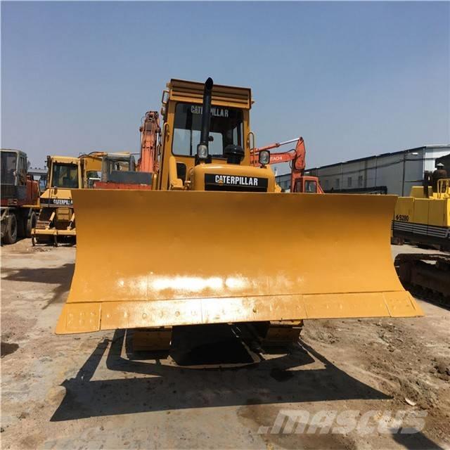 CAT D 6 D ブルドーザー