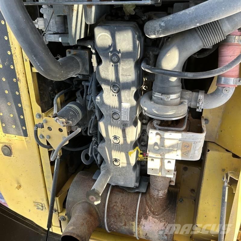 Komatsu PC 200-8 大型油圧ショベル12t以上（パワーショベル・ユンボ）