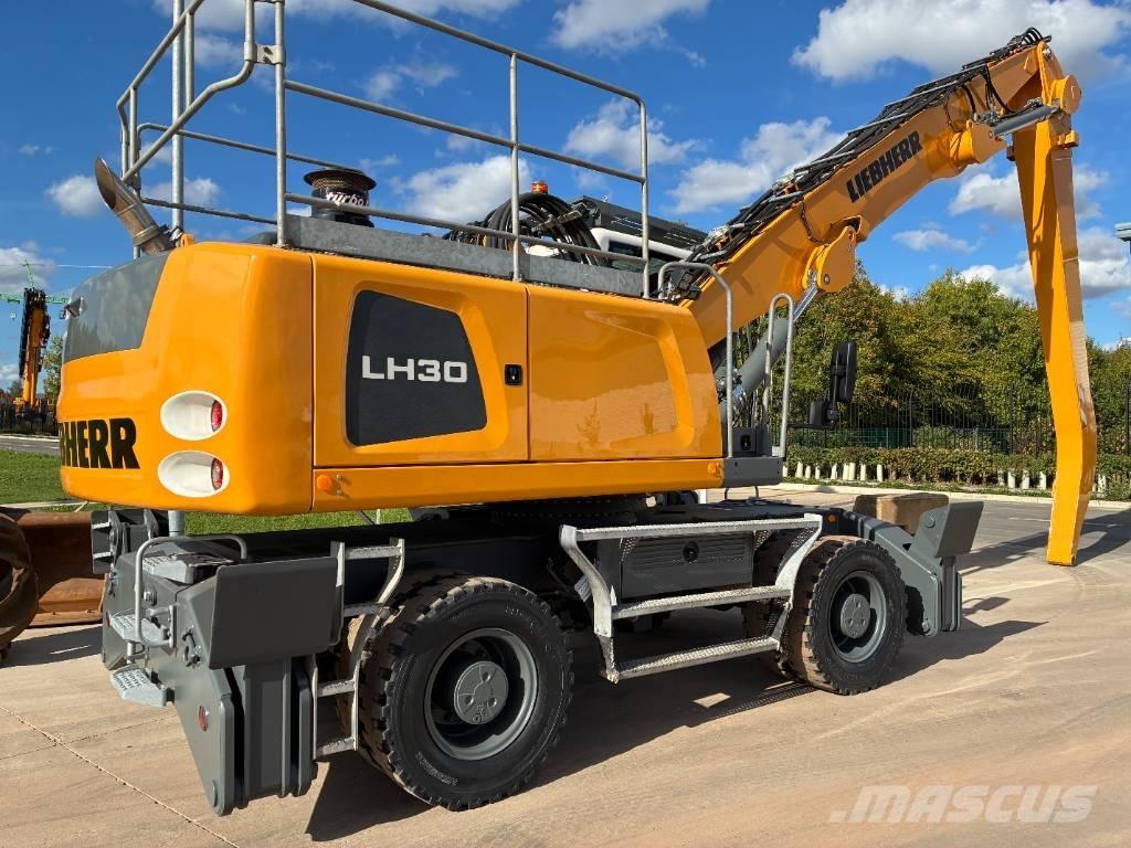 Liebherr LH 30 M 廃棄物／工業産廃処理機