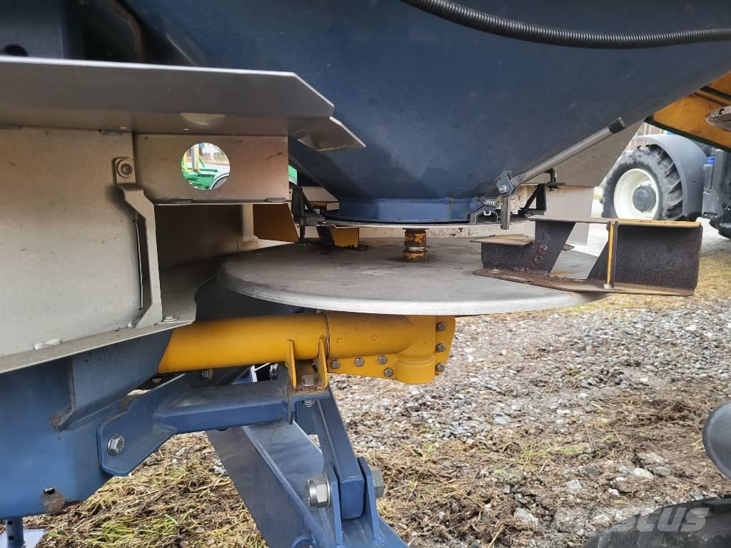 Bogballe M3 Plus ミネラル散布機