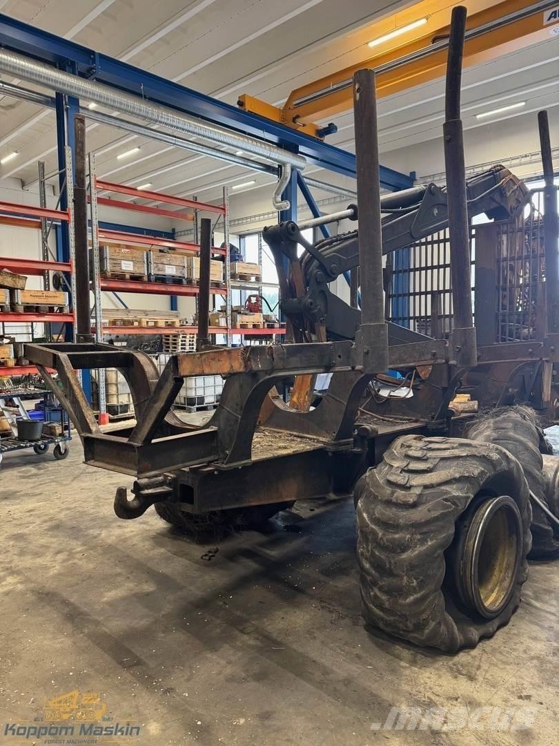 John Deere 1010E フォワーダー