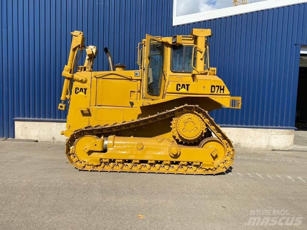 CAT D 7 H ブルドーザー