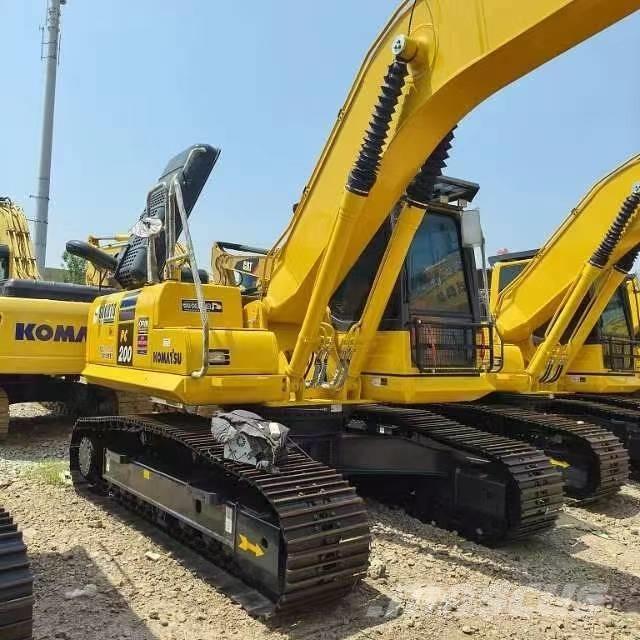 Komatsu PC 200-8 中型油圧ショベル 7ｔ-12ｔ（ユンボ・パワーショベル・バックホー）