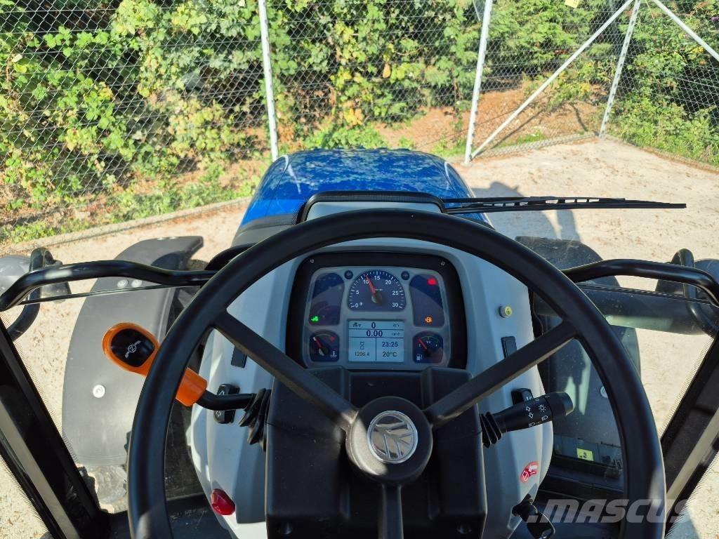 New Holland T 4.75s トラクター