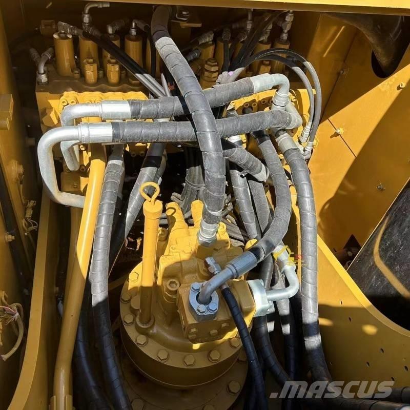 CAT 320 D 大型油圧ショベル12t以上（パワーショベル・ユンボ）