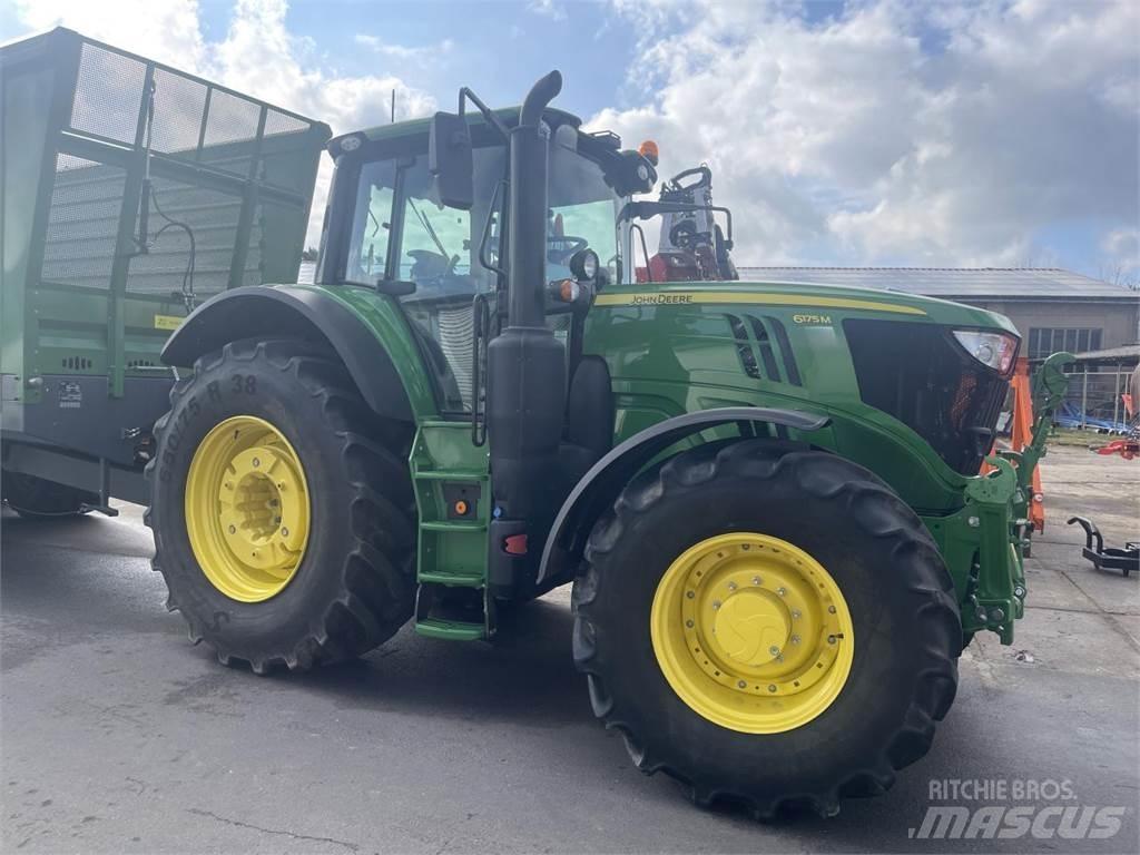 John Deere 6175 M トラクター