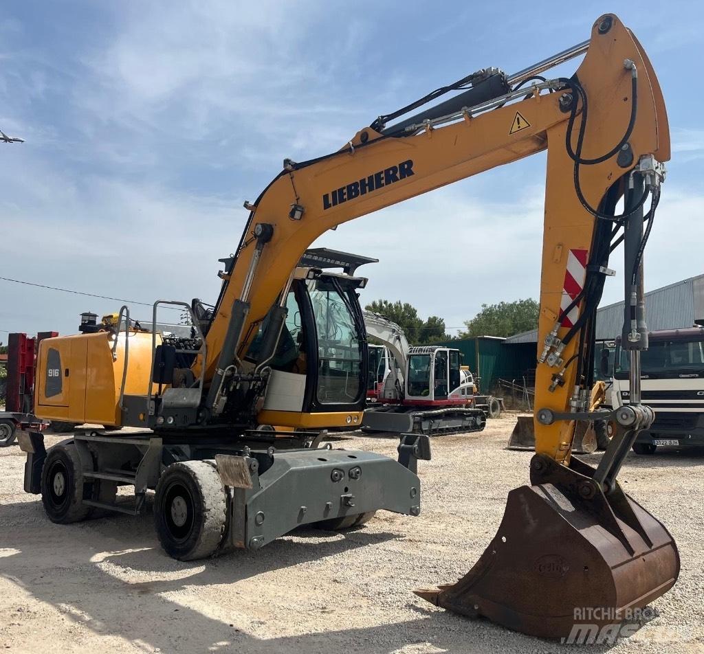 Liebherr A 916 ホイール式油圧ショベル（パワーショベル・ユンボ・バックホー）