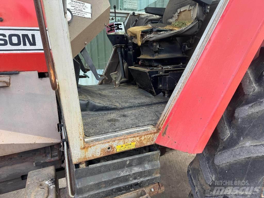 Massey Ferguson 2720 トラクター