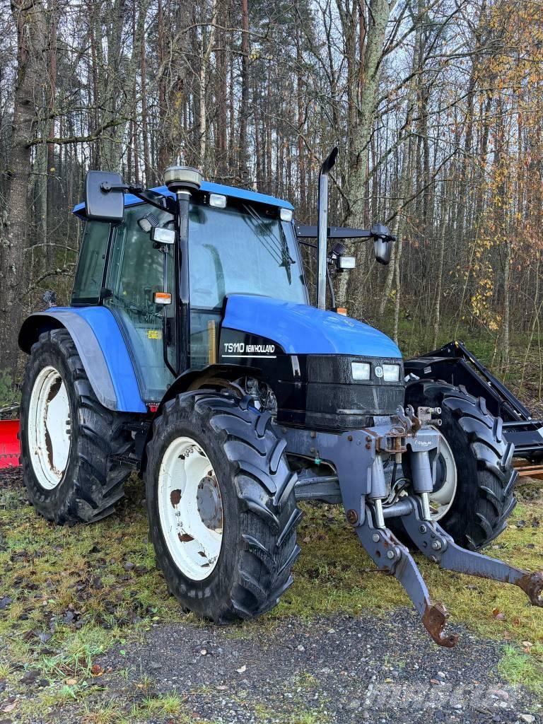 New Holland TS 110 トラクター