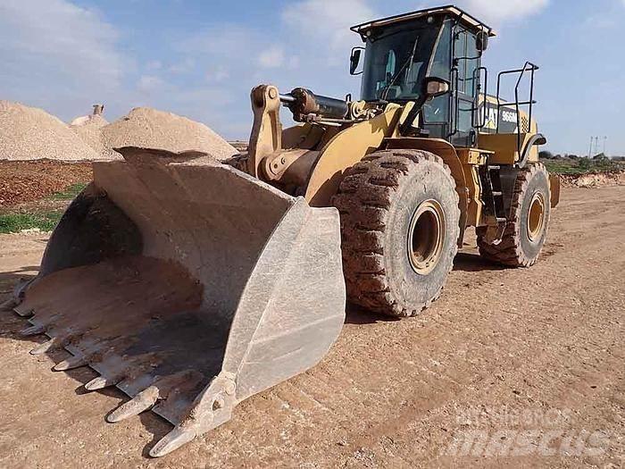 CAT 966M ホイールローダー・タイヤショベル