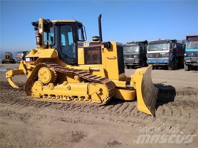 CAT D 6 M ブルドーザー