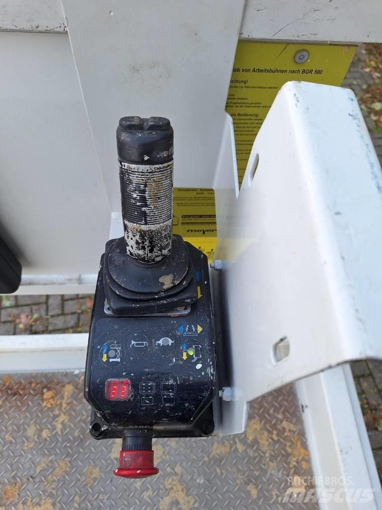 Genie GS 2668 DC シザースリフト