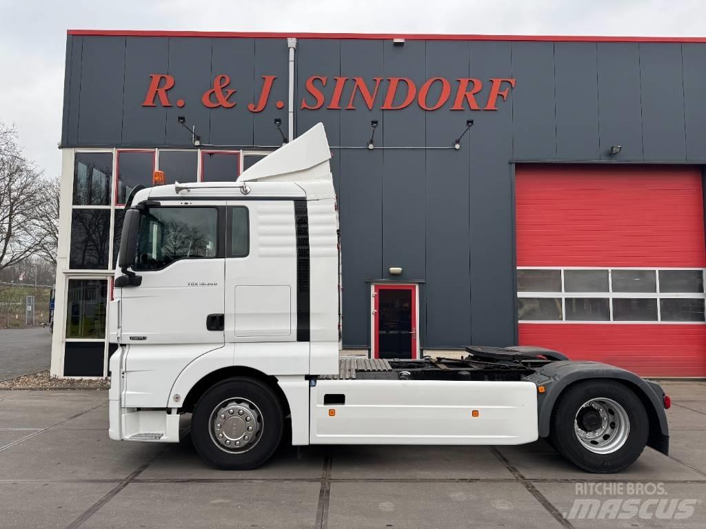 MAN TGX 18.360 中古トラクターヘッド | トレーラーヘッド