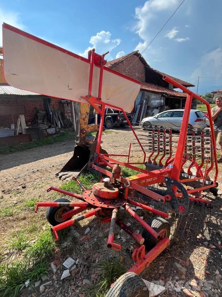 Kuhn GA3801 GM テッダー・テッダーレーキ