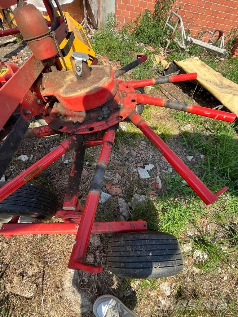 Kuhn GA3801 GM テッダー・テッダーレーキ