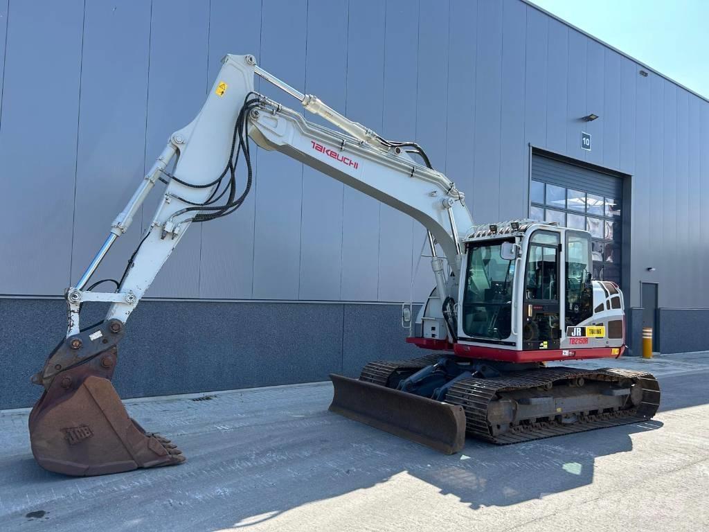 Takeuchi TB 2150 R 大型油圧ショベル12t以上（パワーショベル・ユンボ）