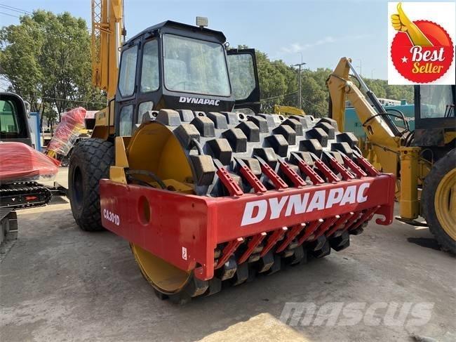 Dynapac CA 301 D 振動ローラ