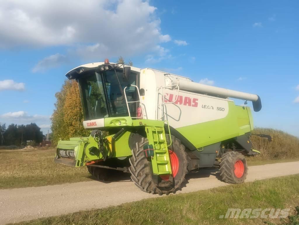 CLAAS Lexion 550 コンバイン