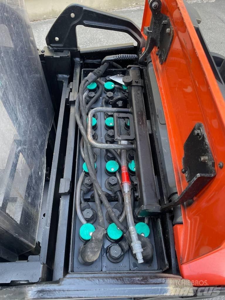 BT SPE 200 D ウォーキンフォークリフト
