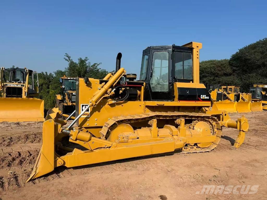 CAT D 6 G ブルドーザー