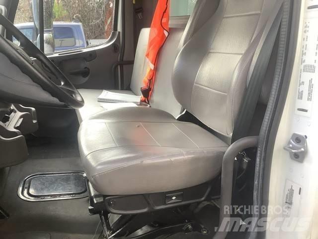 Freightliner M2 ボックスボディー、ウイング、箱車