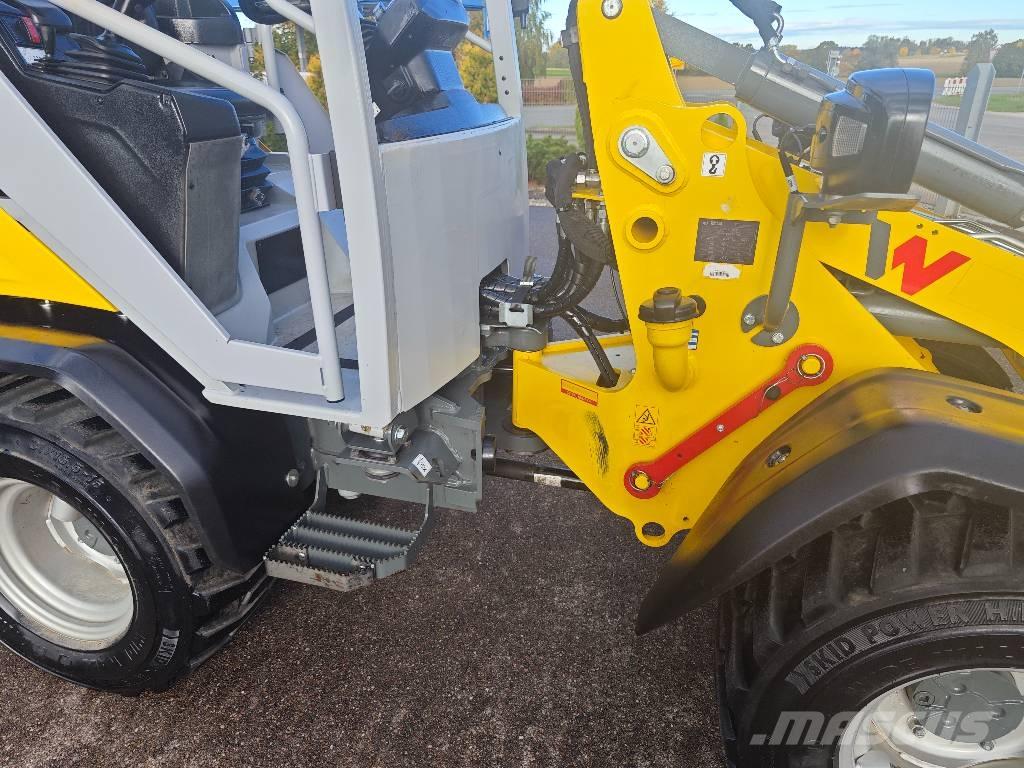 Wacker Neuson WL 28 ホイールローダー・タイヤショベル