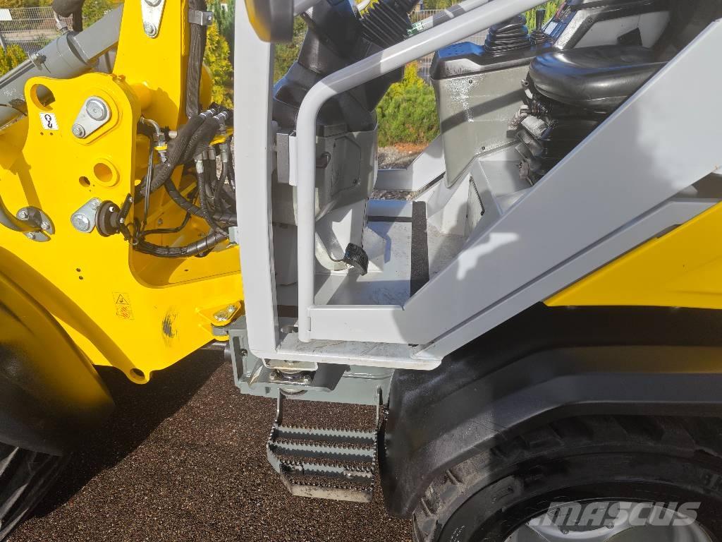 Wacker Neuson WL 28 ホイールローダー・タイヤショベル
