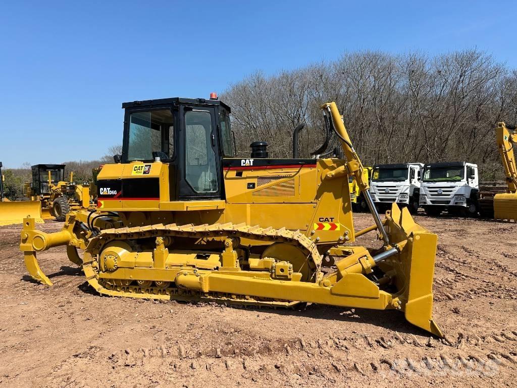 CAT D 6 G ブルドーザー