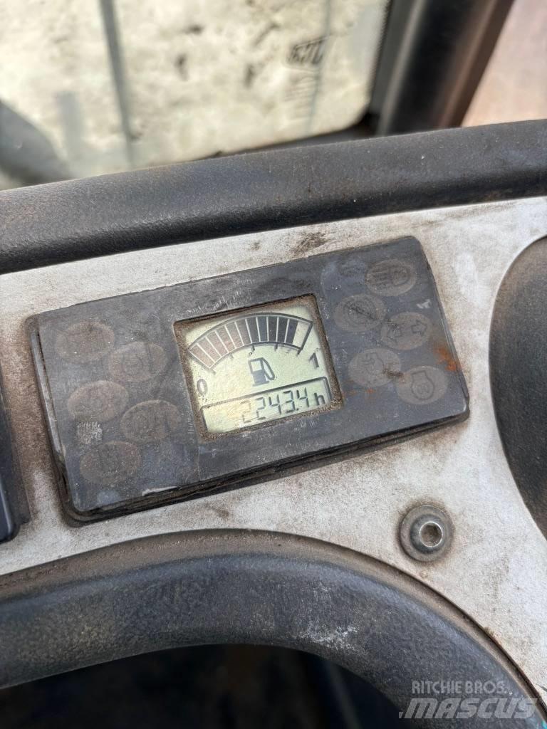JCB TLT 35 ディーゼル・軽油