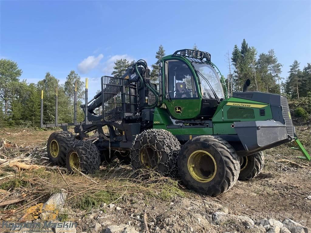 John Deere 1010G フォワーダー